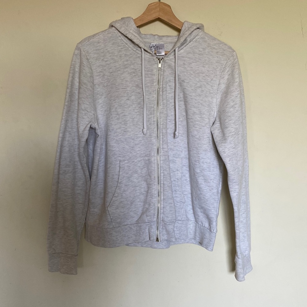 Divided, L zip-up sweater